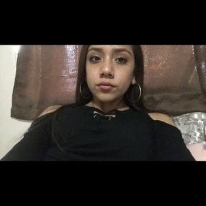 Meet your Posher, Alejandra